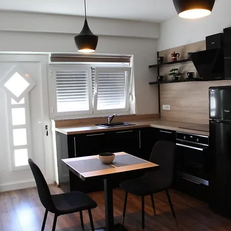 Lägenhet Gold & Black *