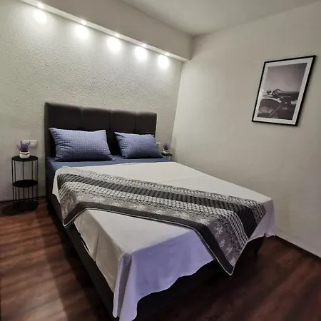 Gold & Black Lägenhet *