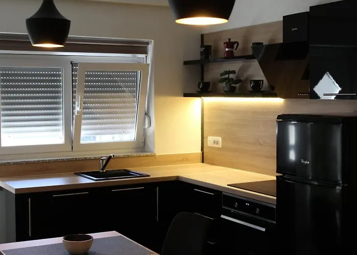 Lägenhet Gold & Black *