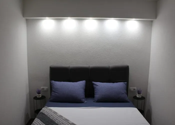 Gold & Black Lägenhet *